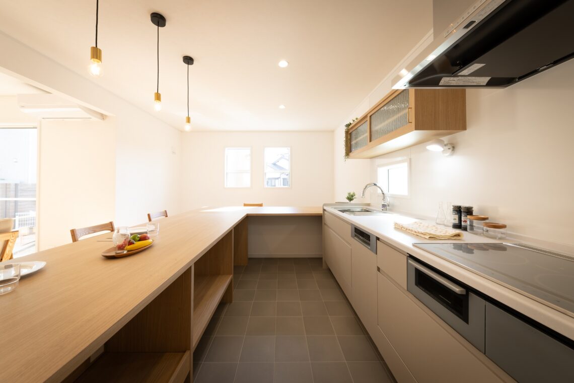 暮らしを彩る、造作キッチンのお家 【注文住宅　事例】