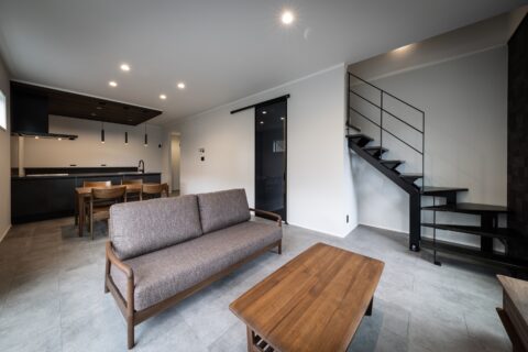 シンプルで洗練されたお家 【注文住宅　事例】
